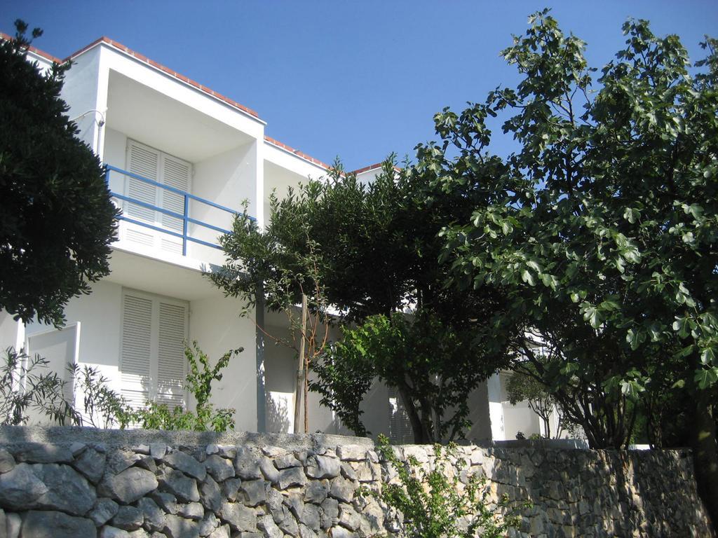 Adria Beach Guest House Novi Vinodolski Ngoại thất bức ảnh