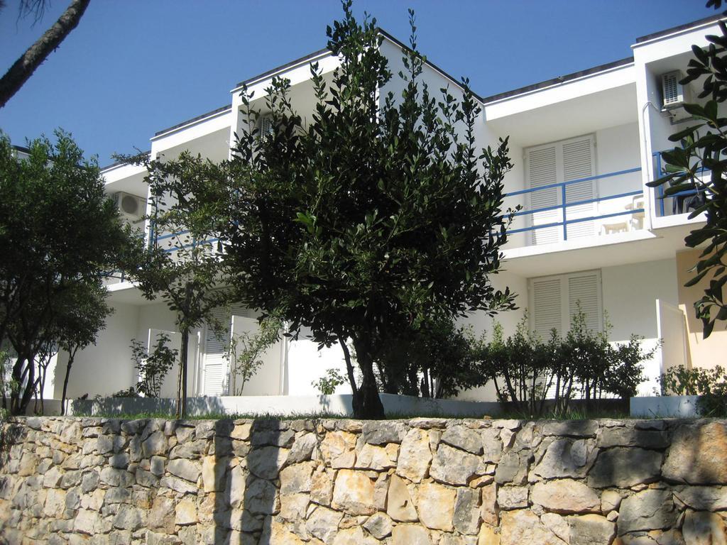 Adria Beach Guest House Novi Vinodolski Ngoại thất bức ảnh